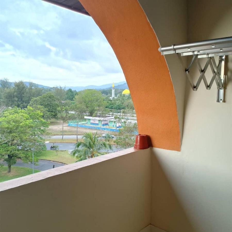 Kerteh Apartment Exterior foto